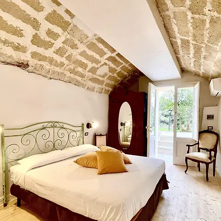 Scinata Dimora Storica Gæstehus 4*