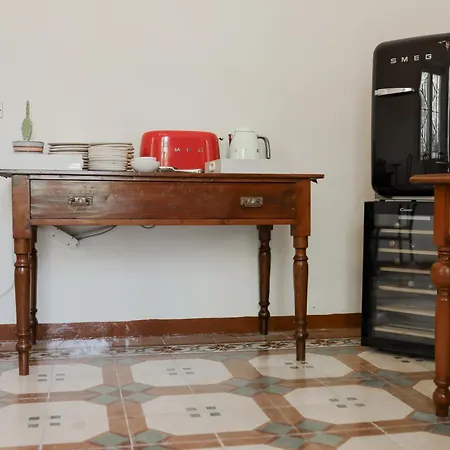 Scinata Dimora Storica بيت ضيافة