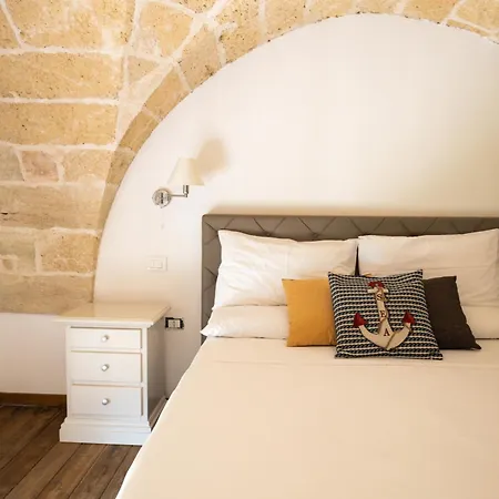 Scinata Dimora Storica * Santa Caterina (Apulia)