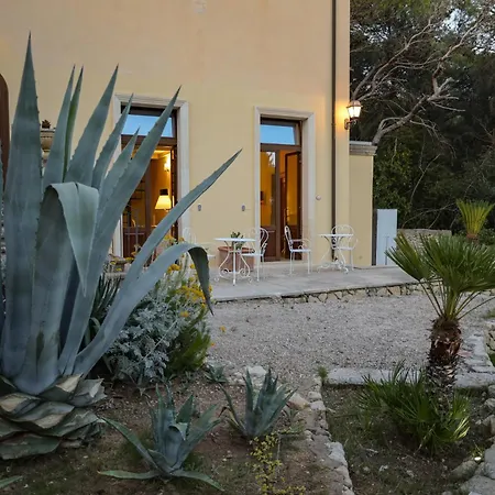 Affittacamere Relais Scinata Luxury *