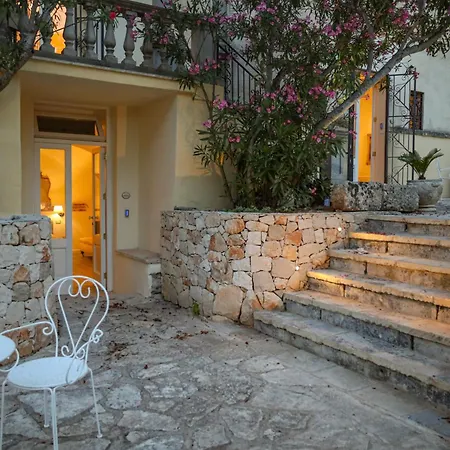 Relais Scinata Luxury * Santa Caterina (Apulia)